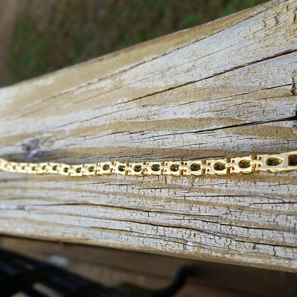 Classy Gemstones & Rhinestones Bracelet NWOT - Picture 6 of 6